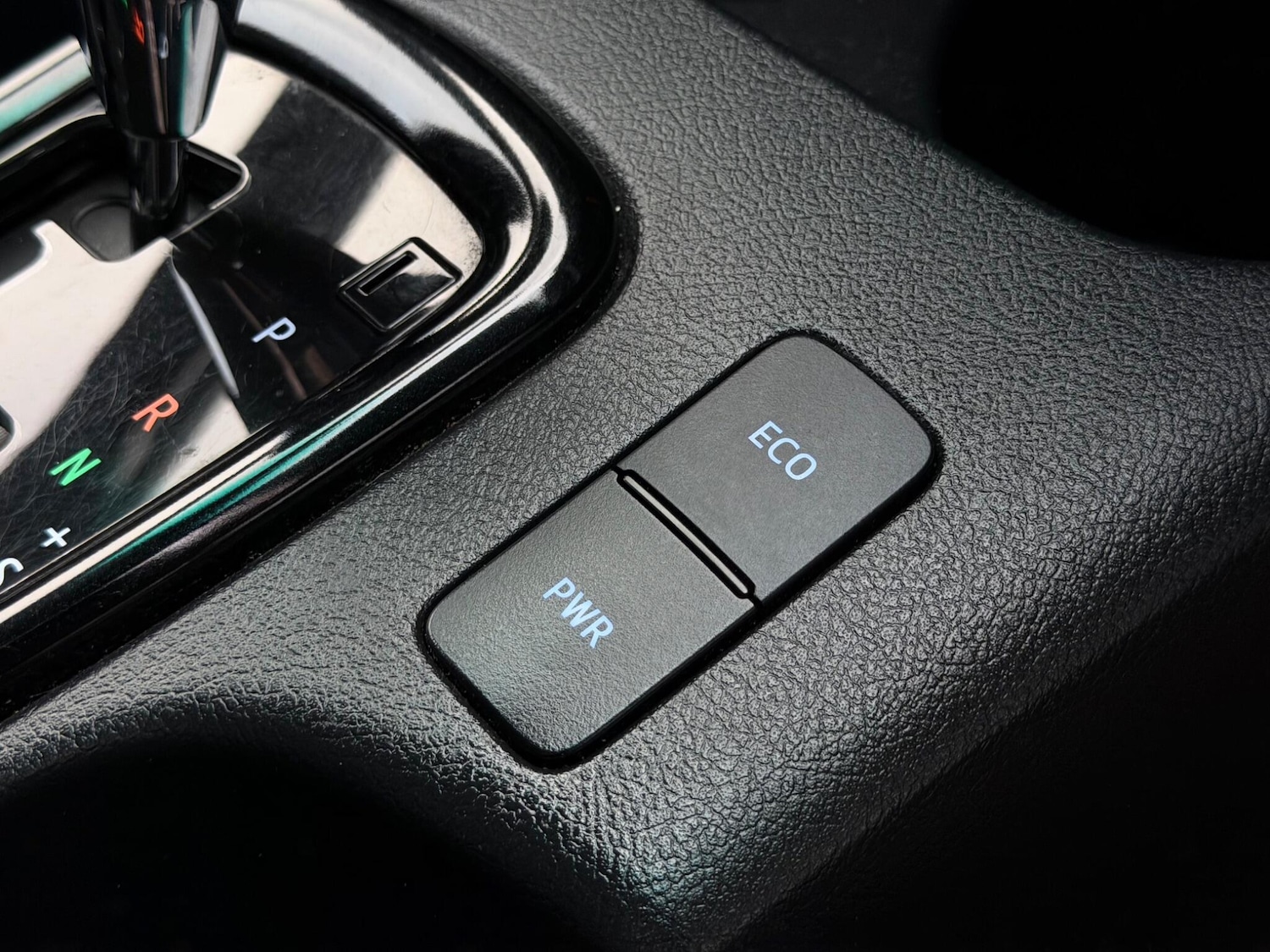 Used Toyota Hilux 2023 for sale - 77387271: Photo 22