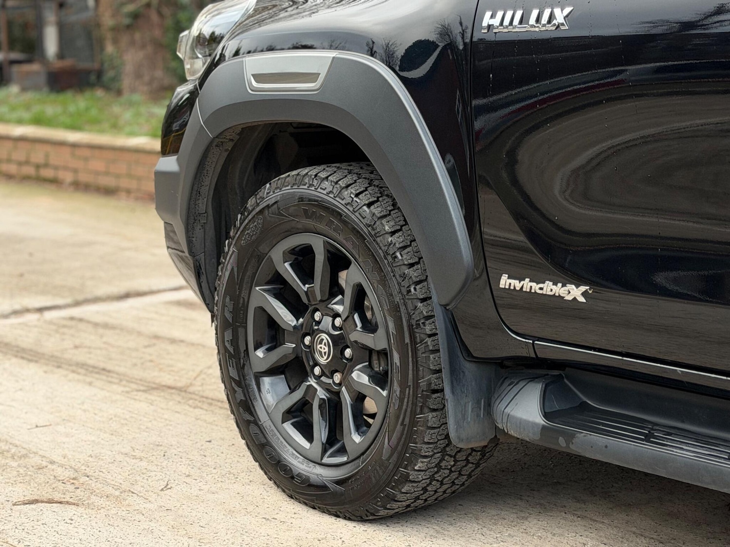 Used Toyota Hilux 2023 for sale - 77387271: Photo 27