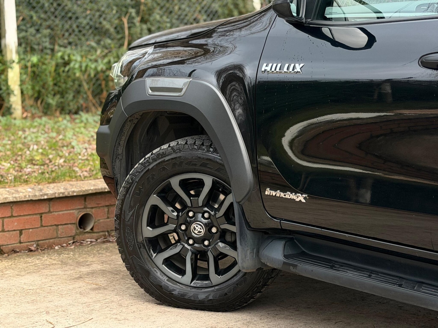 Used Toyota Hilux 2023 for sale - 77387271: Photo 28