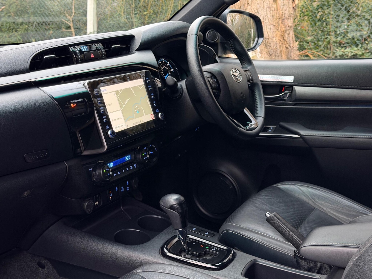 Used Toyota Hilux 2023 for sale - 77387271: Photo 30