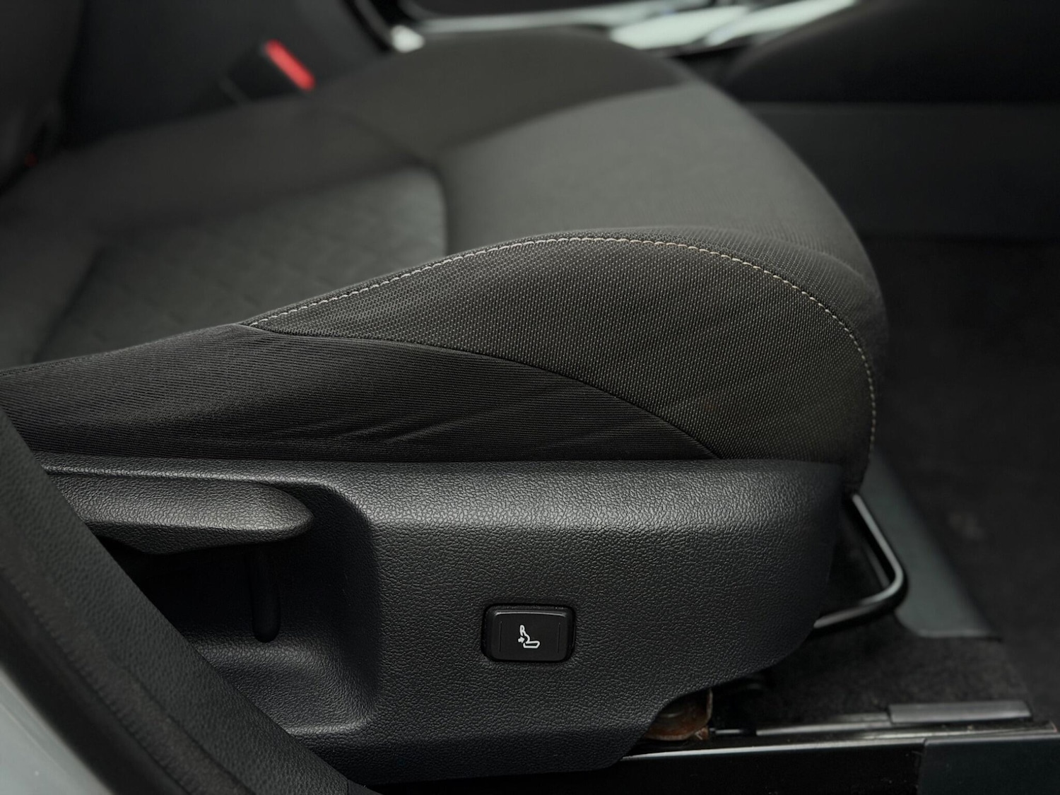 Used Toyota Corolla 2022 for sale - 76912958: Photo 35