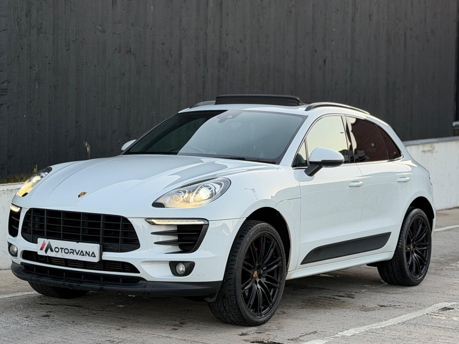 Used Porsche Macan 2016 for sale - 76644838: Photo 10