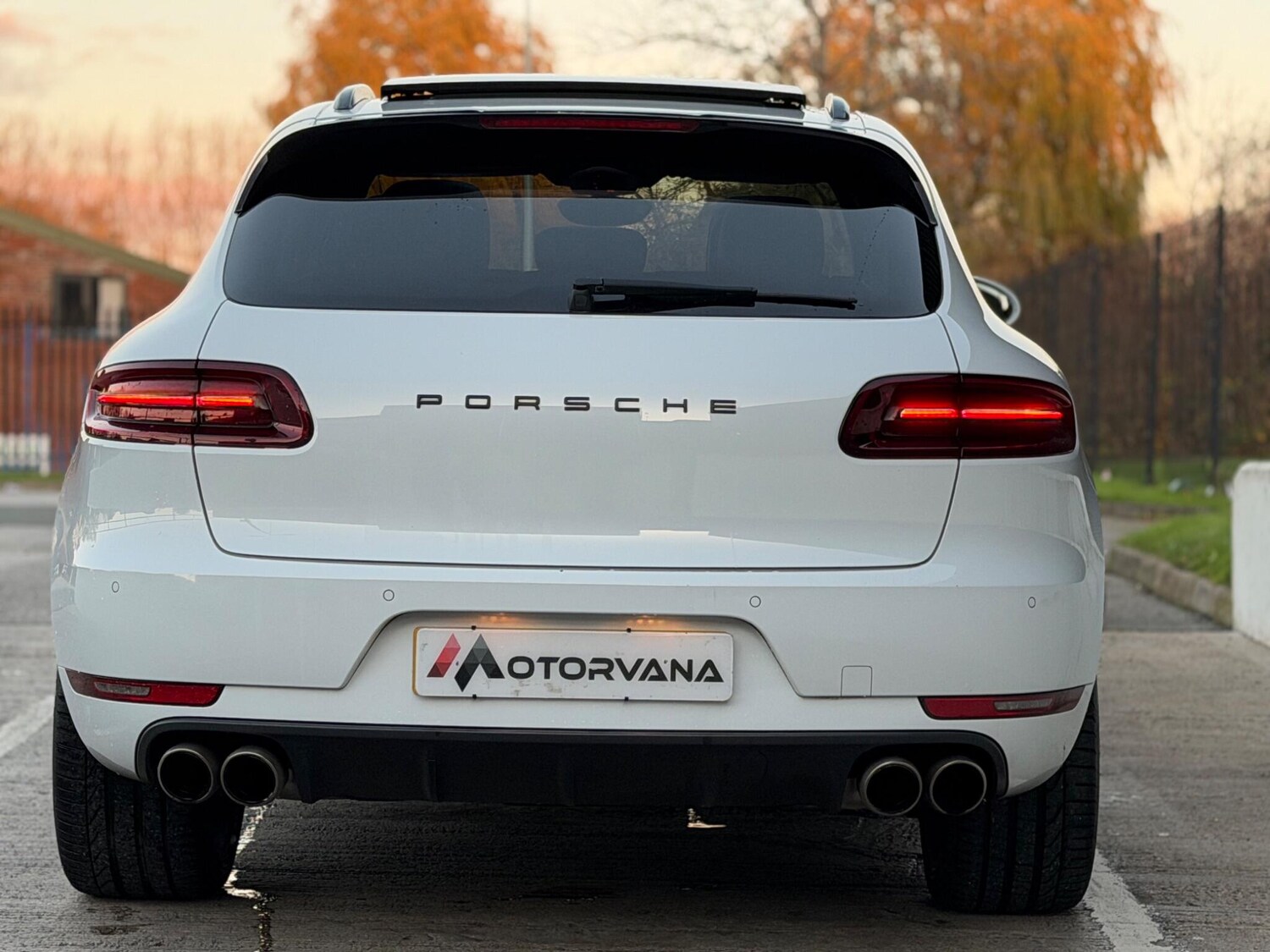 Used Porsche Macan 2016 for sale - 76644838: Photo 16