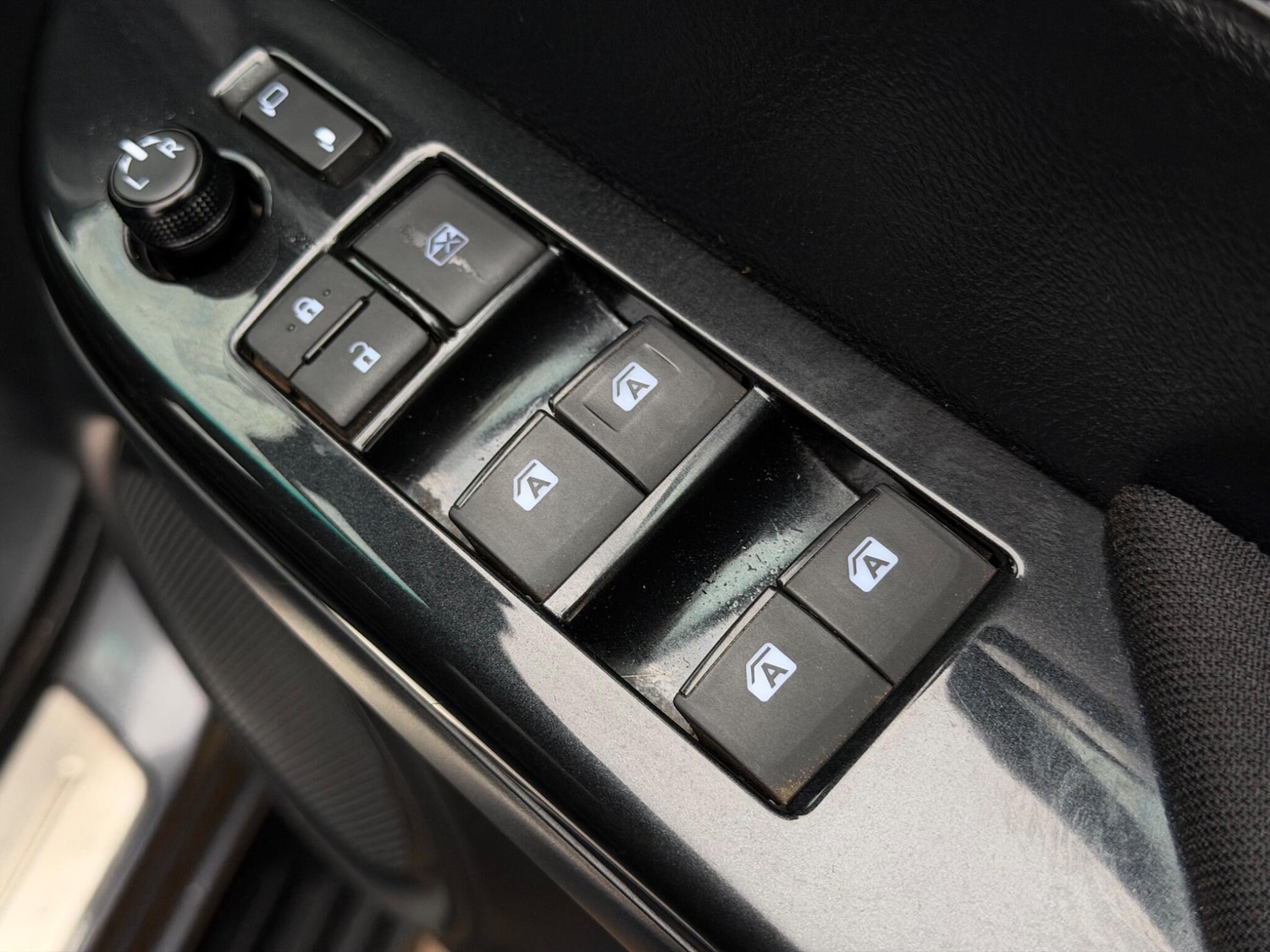 Used Toyota Hilux 2022 for sale - 77305086: Photo 14