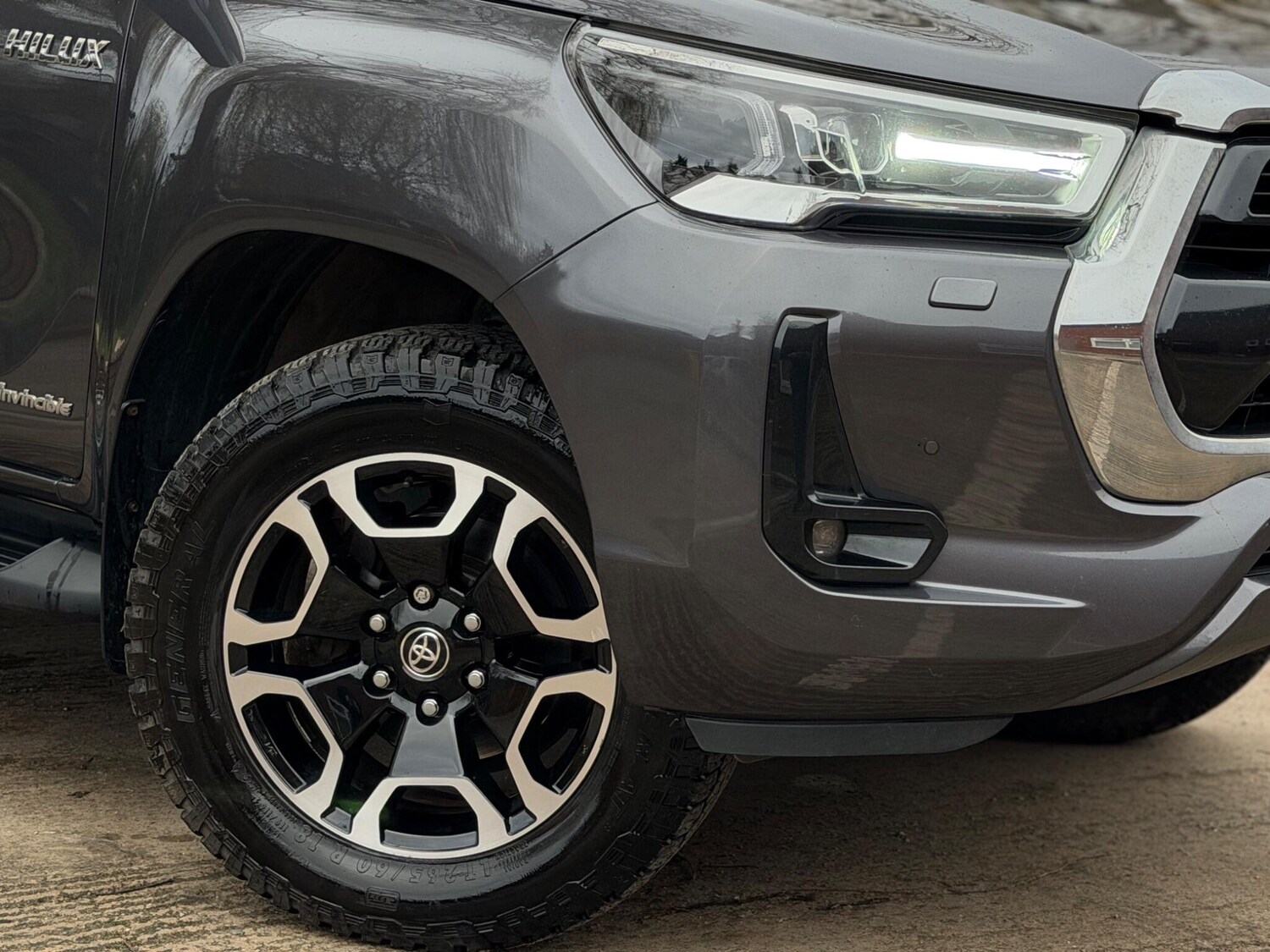 Used Toyota Hilux 2022 for sale - 77305086: Photo 21