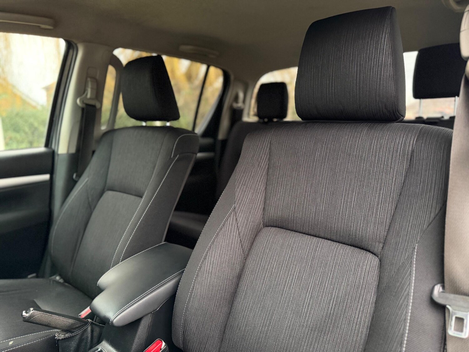 Used Toyota Hilux 2022 for sale - 77305086: Photo 30