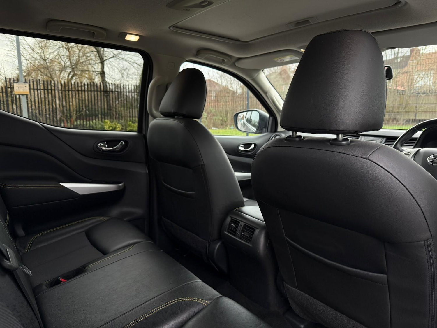 Used Nissan Navara 2020 for sale - 77478825: Photo 27