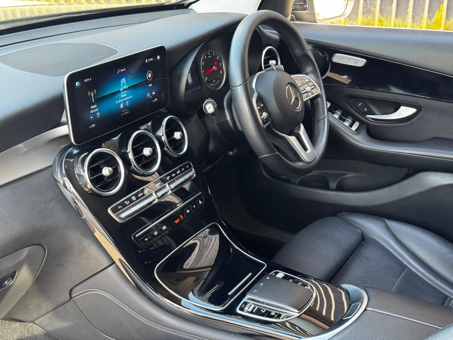 Used Mercedes-Benz GLC 2020 for sale - 76560962: Photo 16