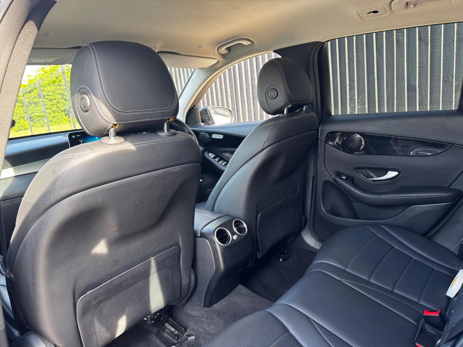 Used Mercedes-Benz GLC 2020 for sale - 76560962: Photo 17