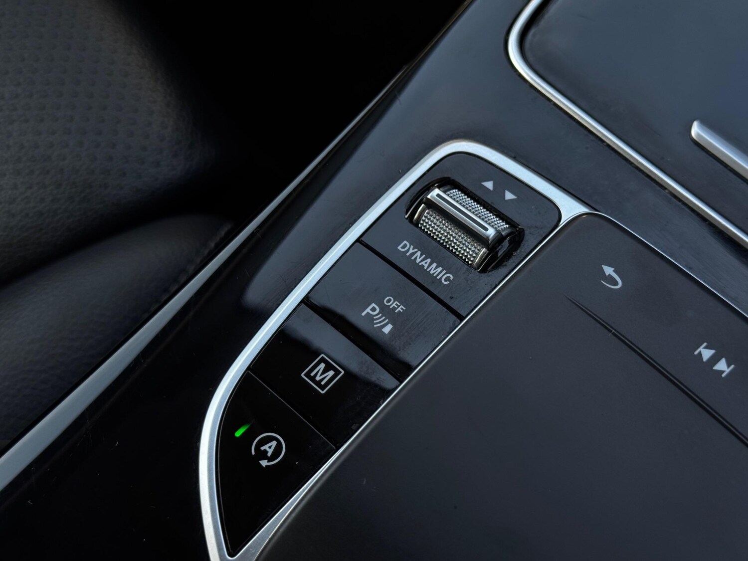 Used Mercedes-Benz GLC 2020 for sale - 76560962: Photo 19