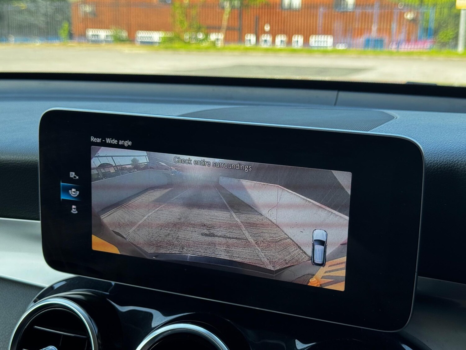 Used Mercedes-Benz GLC 2020 for sale - 76560962: Photo 28