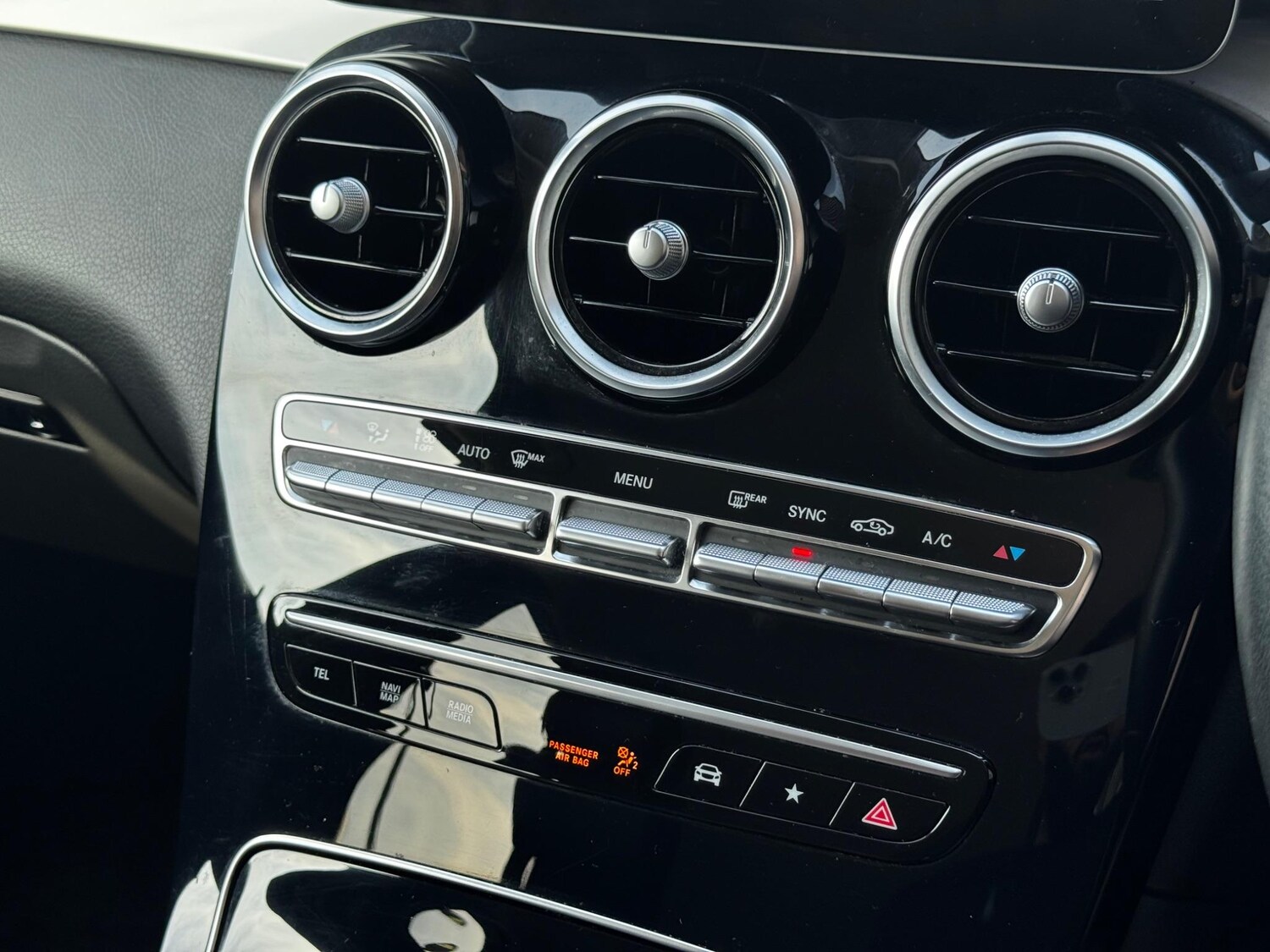 Used Mercedes-Benz GLC 2020 for sale - 76560962: Photo 34