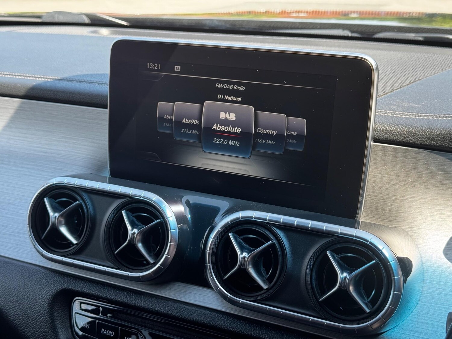 Used Mercedes-Benz X Class 2018 for sale - 76562495: Photo 27