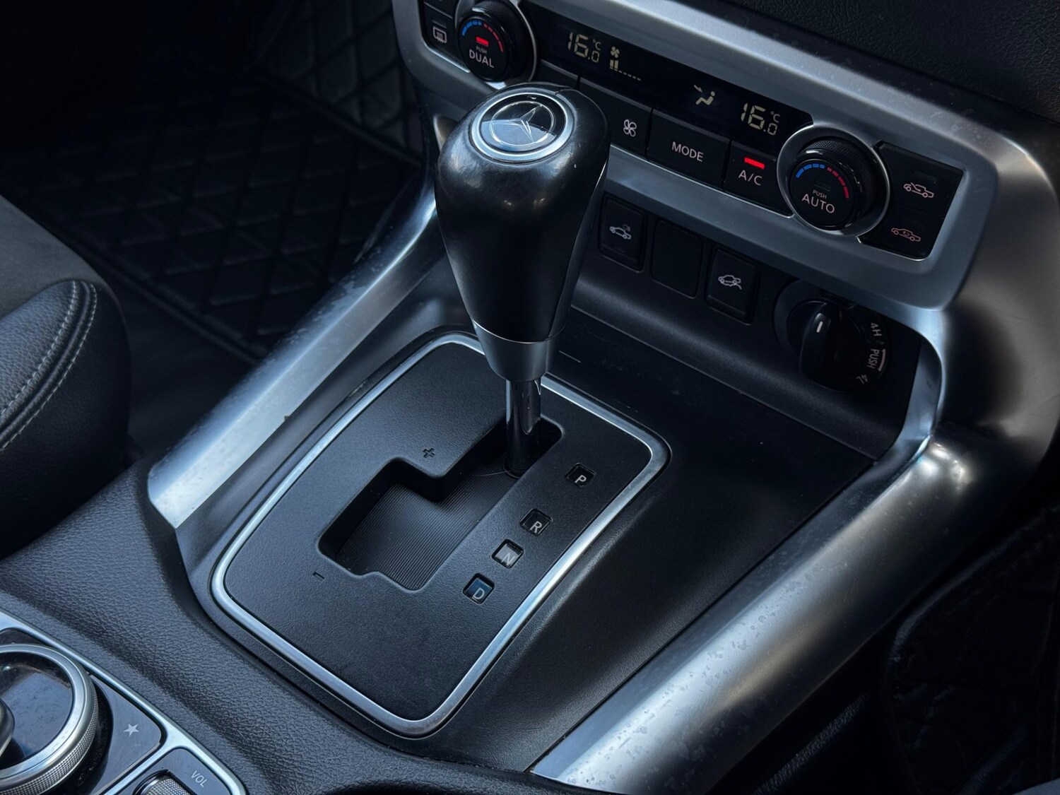 Used Mercedes-Benz X Class 2018 for sale - 76562495: Photo 35