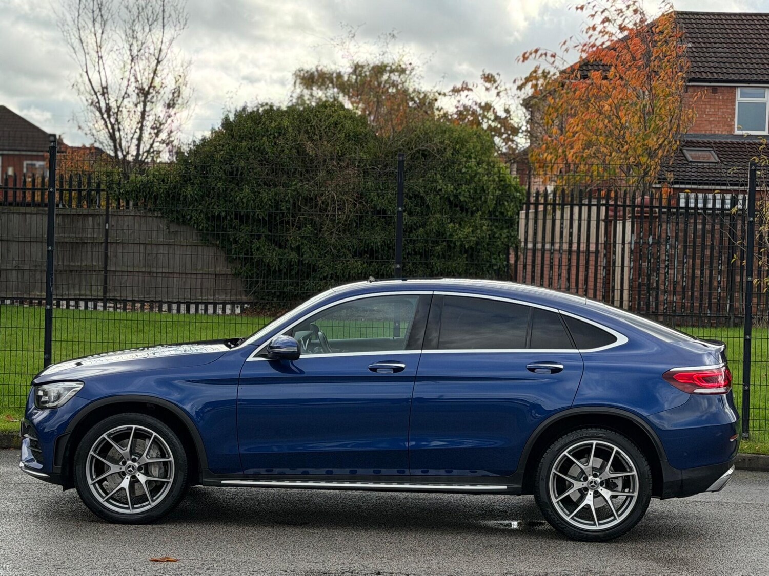 Used Mercedes-Benz GLC 2019 for sale - 76561800: Photo 13