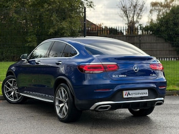 Used Mercedes-Benz GLC 2019 for sale - 76561800: Photo