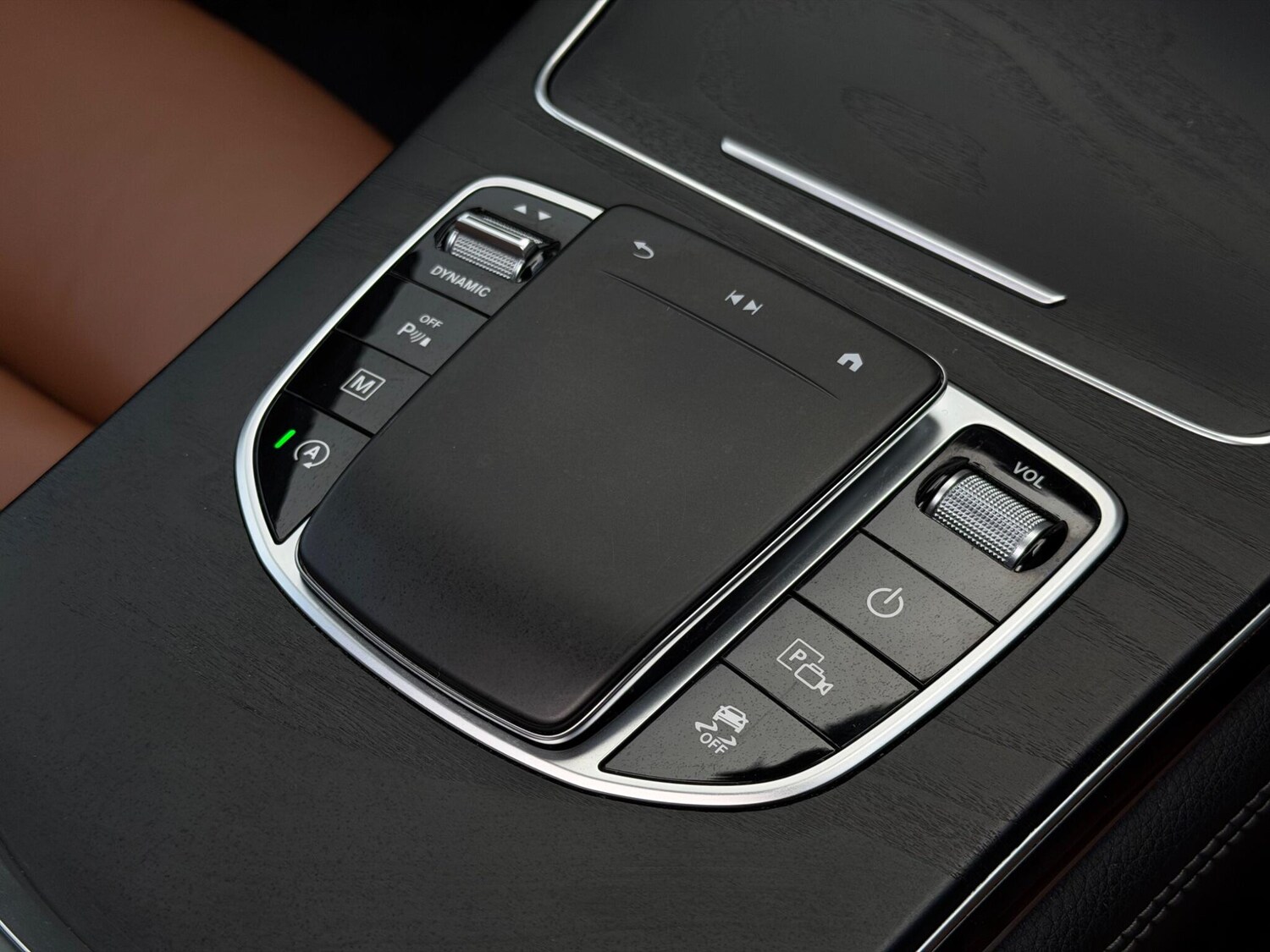 Used Mercedes-Benz GLC 2019 for sale - 76561800: Photo 31