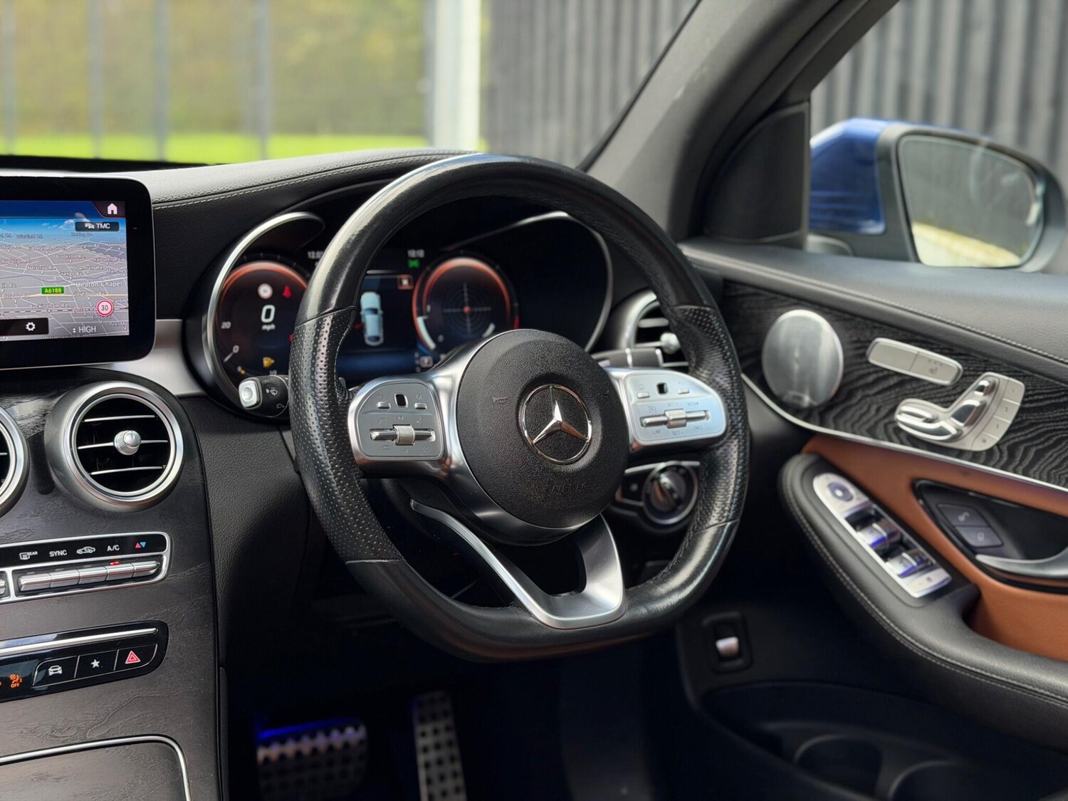 Used Mercedes-Benz GLC 2019 for sale - 76561800: Photo 47