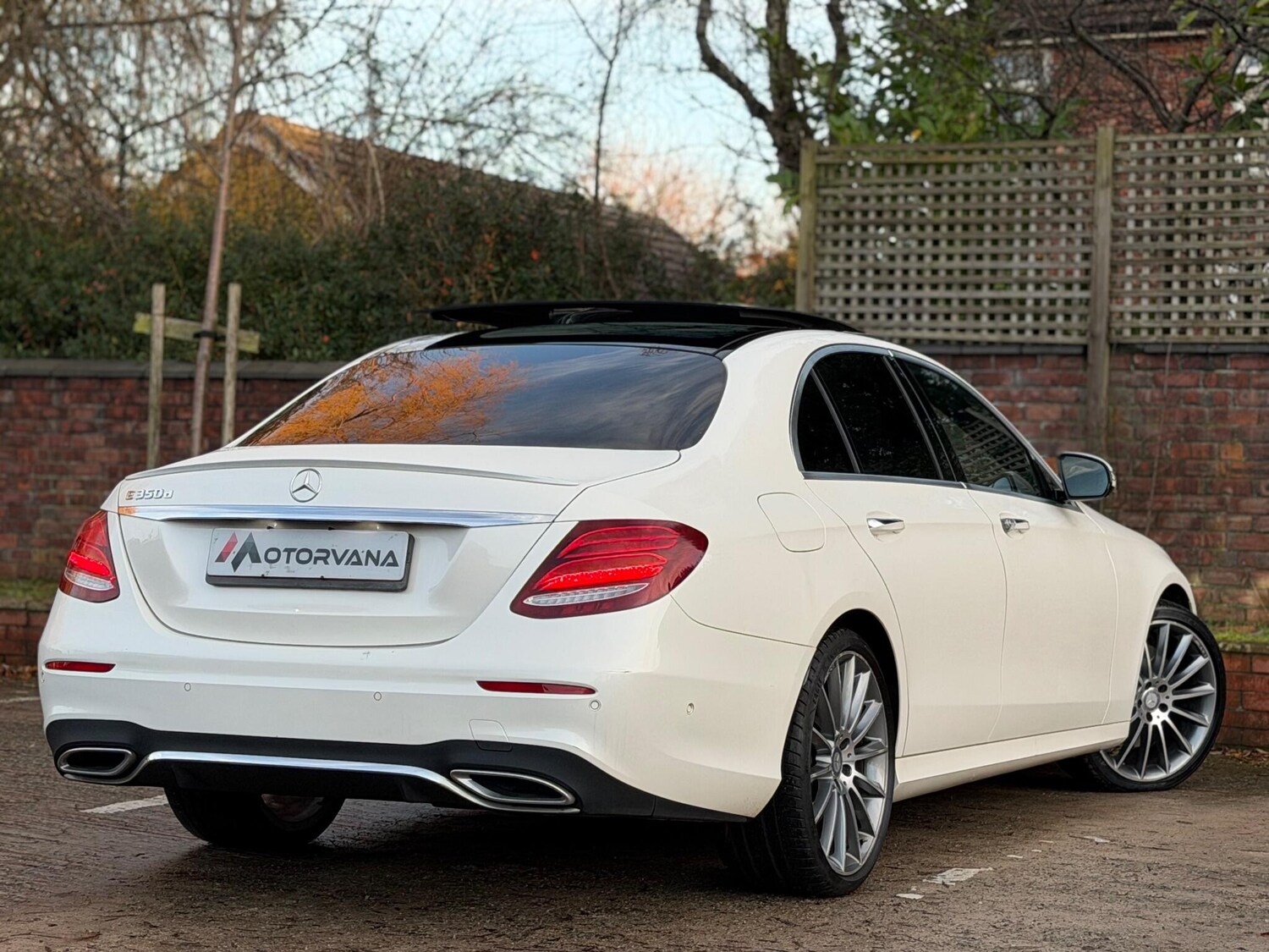 Used Mercedes-Benz E Class 2017 for sale - 76964936: Photo 13