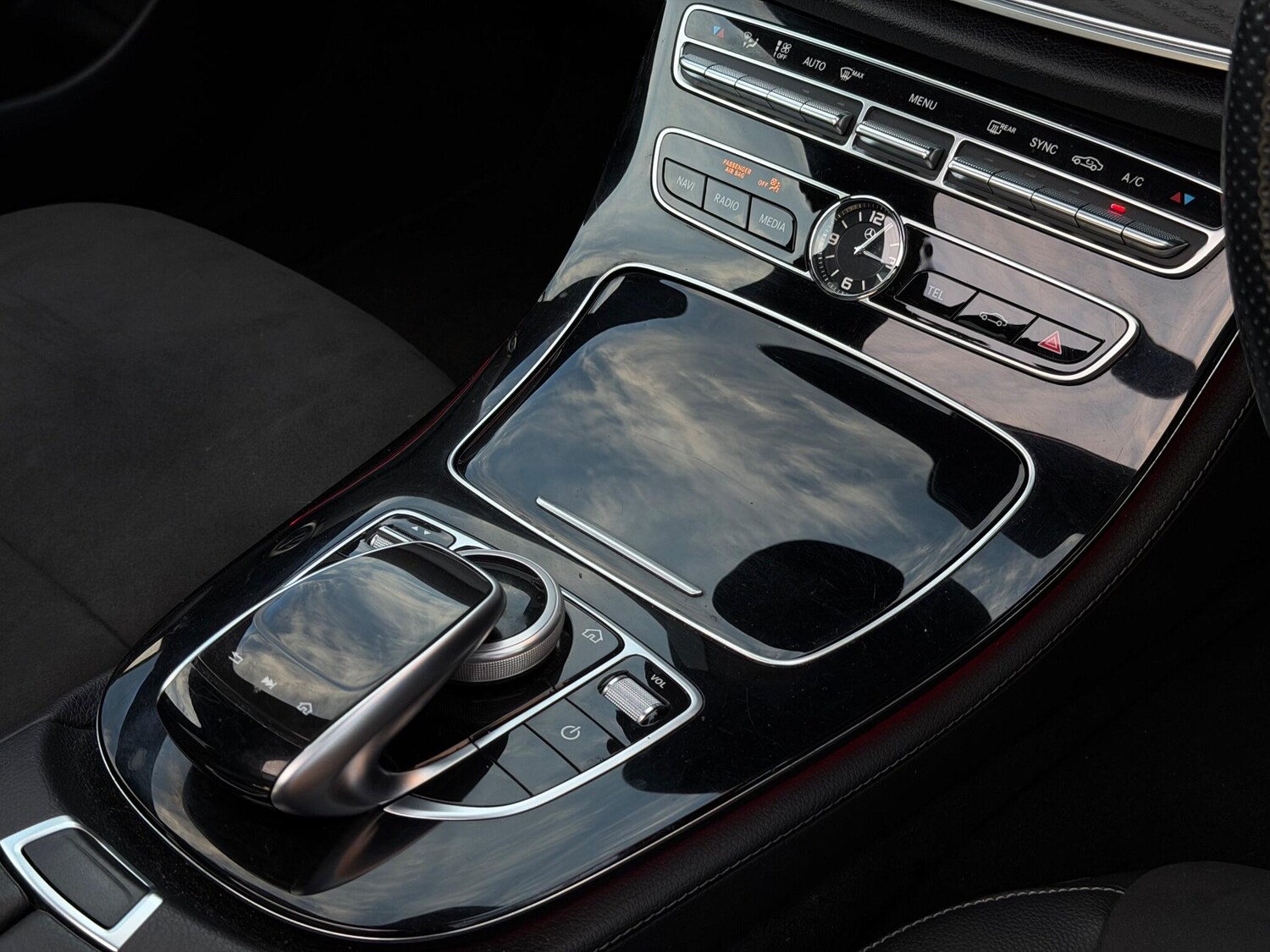 Used Mercedes-Benz E Class 2017 for sale - 76964936: Photo 14