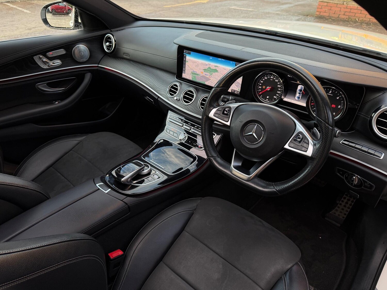 Used Mercedes-Benz E Class 2017 for sale - 76964936: Photo 15