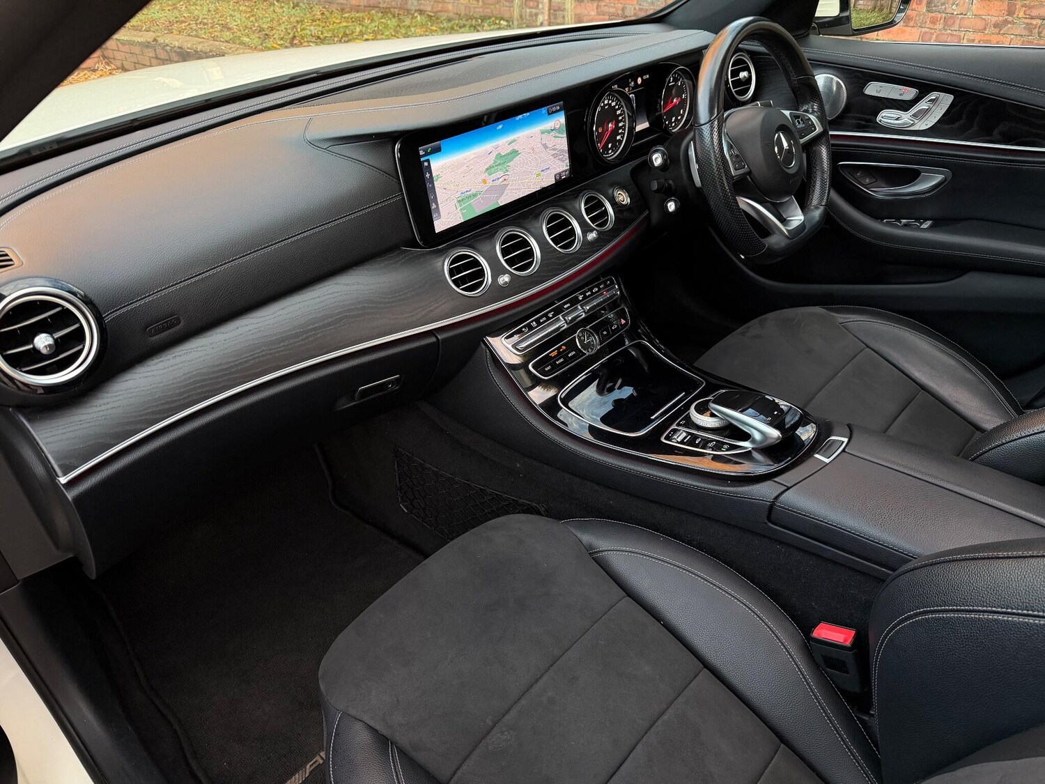 Used Mercedes-Benz E Class 2017 for sale - 76964936: Photo 17