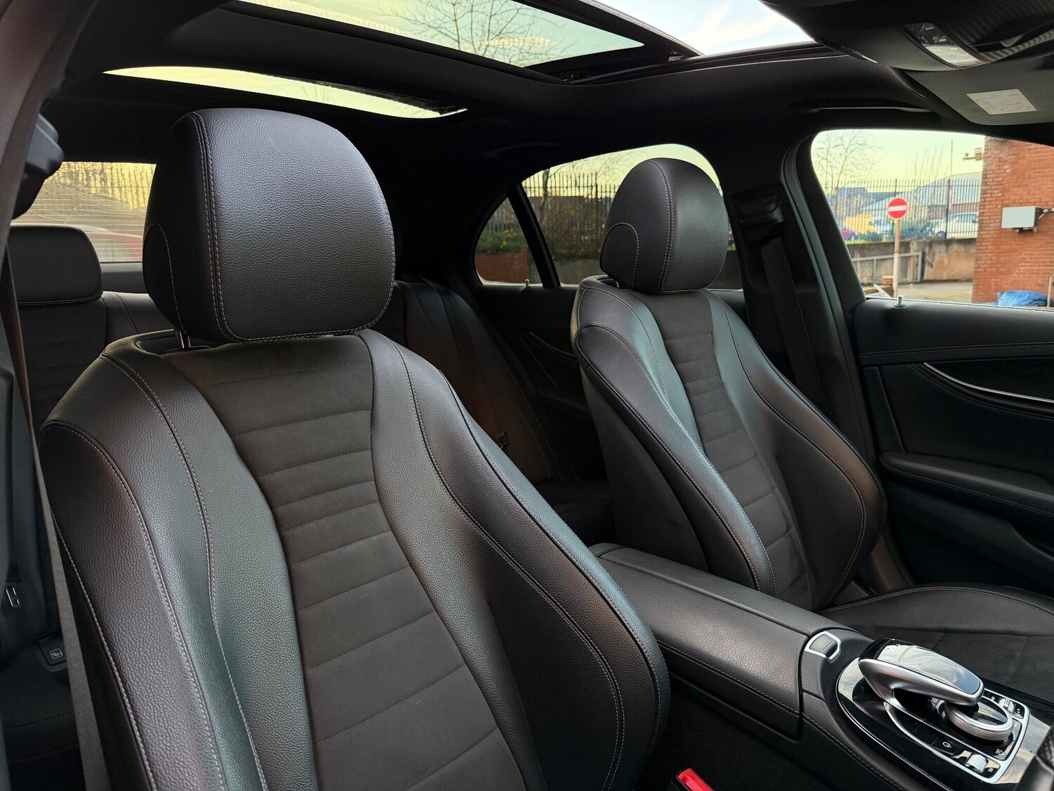 Used Mercedes-Benz E Class 2017 for sale - 76964936: Photo 18