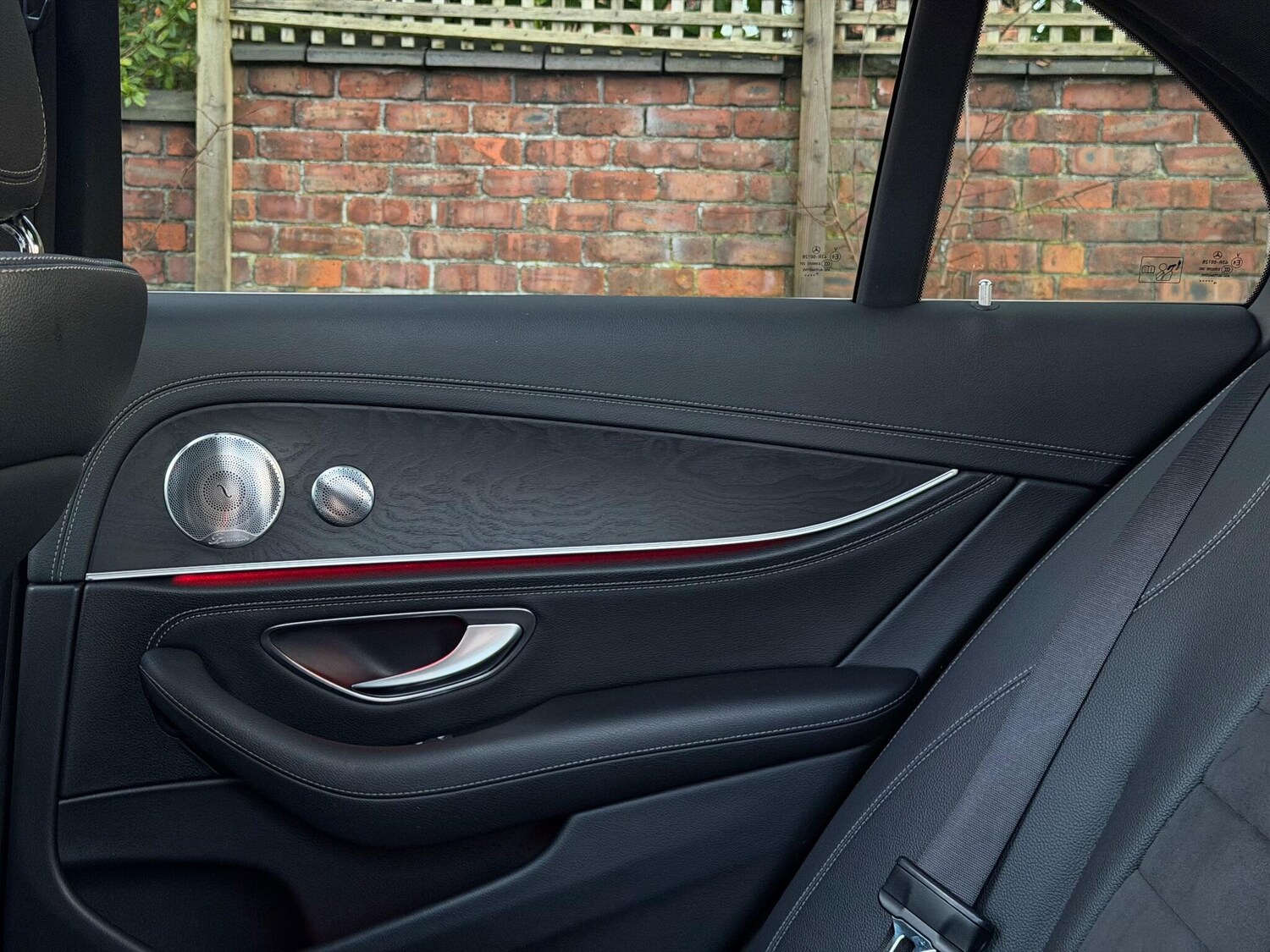 Used Mercedes-Benz E Class 2017 for sale - 76964936: Photo 30