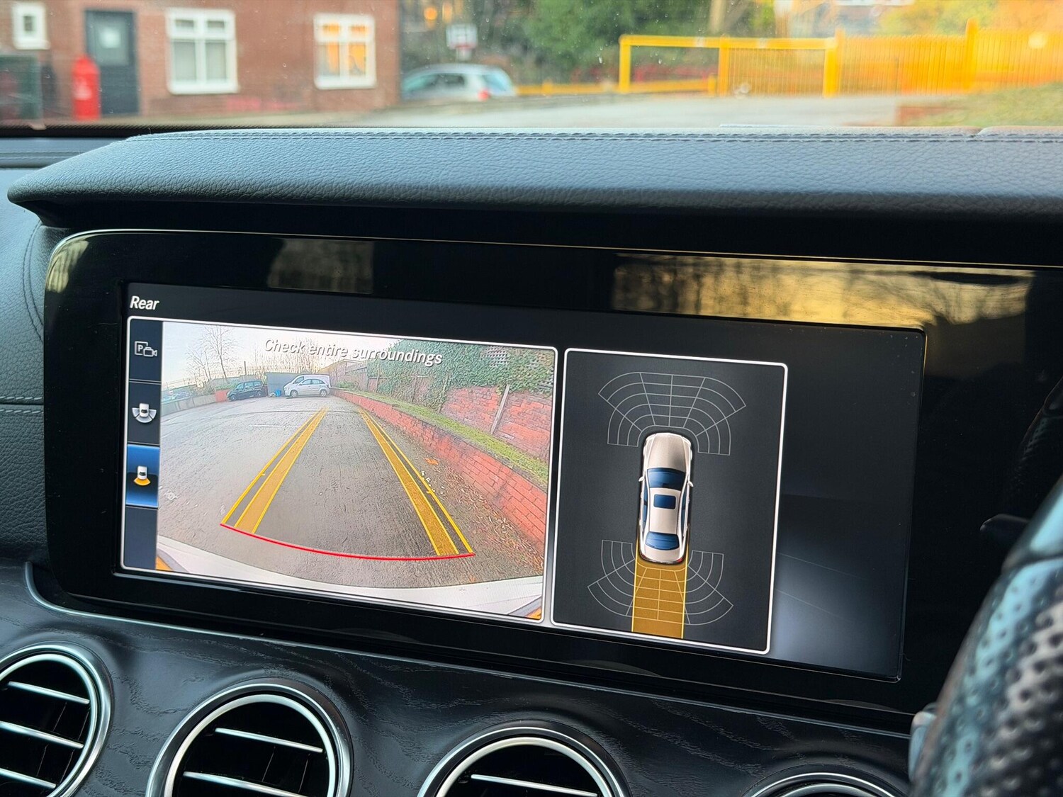 Used Mercedes-Benz E Class 2017 for sale - 76964936: Photo 34