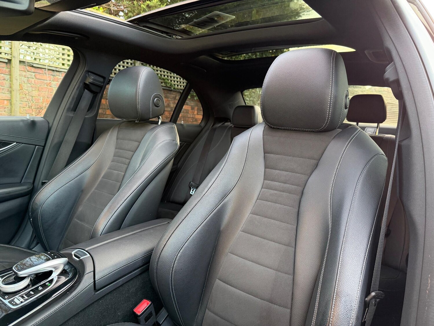 Used Mercedes-Benz E Class 2017 for sale - 76964936: Photo 36