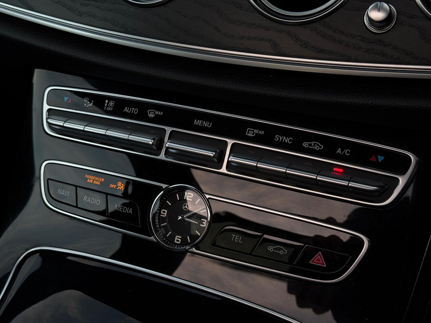 Used Mercedes-Benz E Class 2017 for sale - 76964936: Photo 41