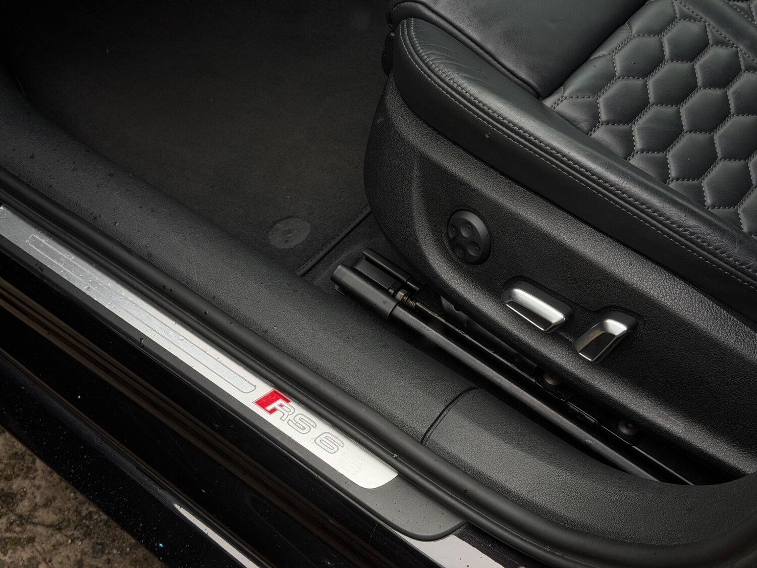 Used Audi RS6 2016 for sale - 77537217: Photo 64