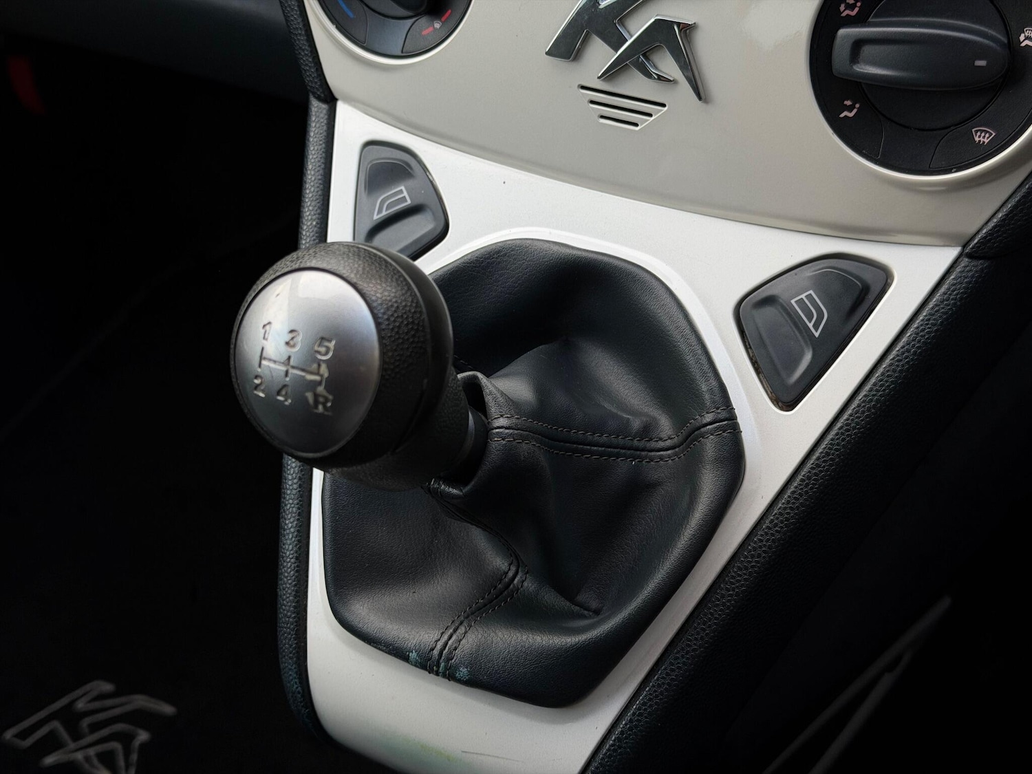 Used Ford Ka 2013 for sale - 76898745: Photo 8