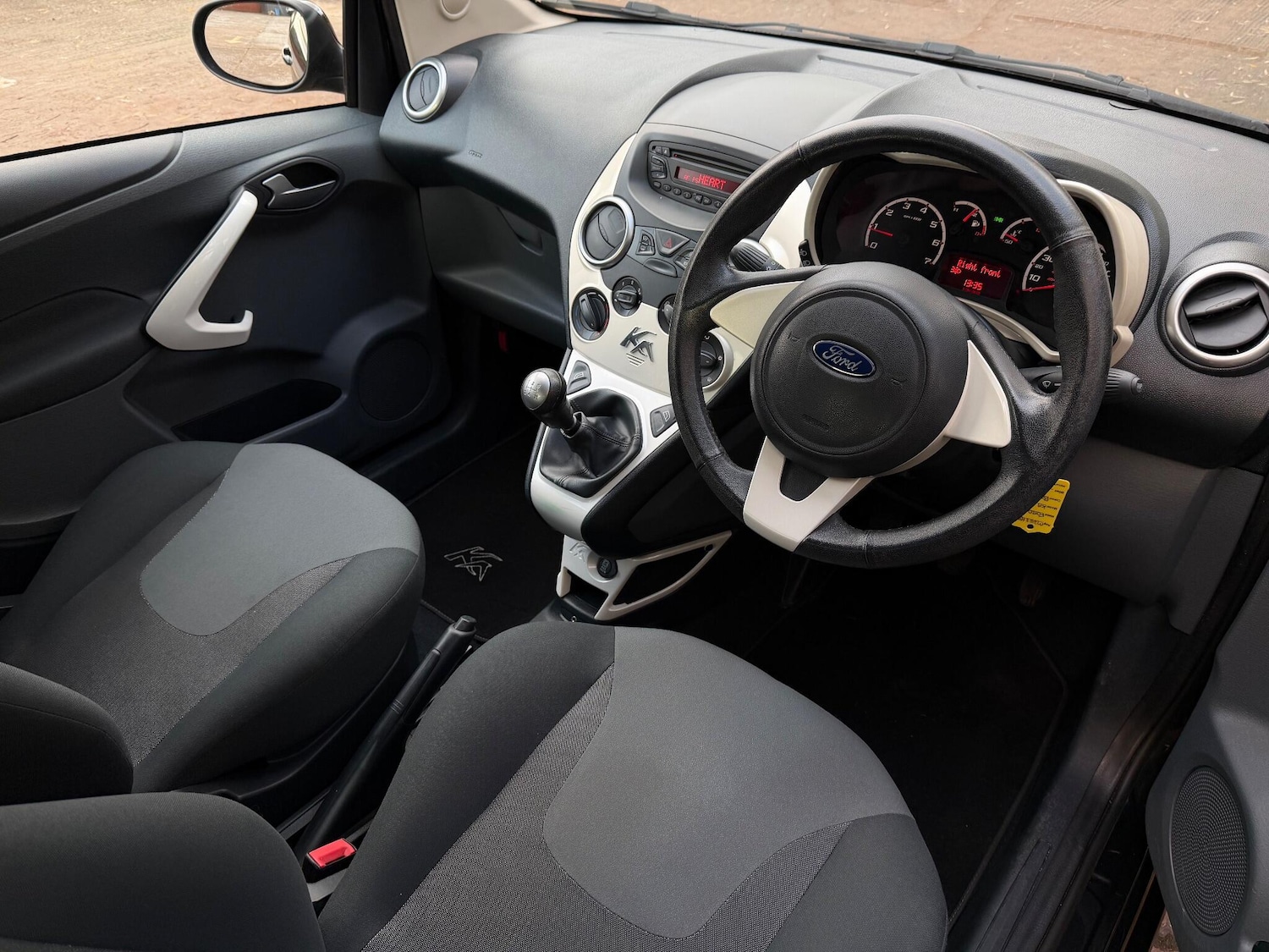 Used Ford Ka 2013 for sale - 76898745: Photo 9