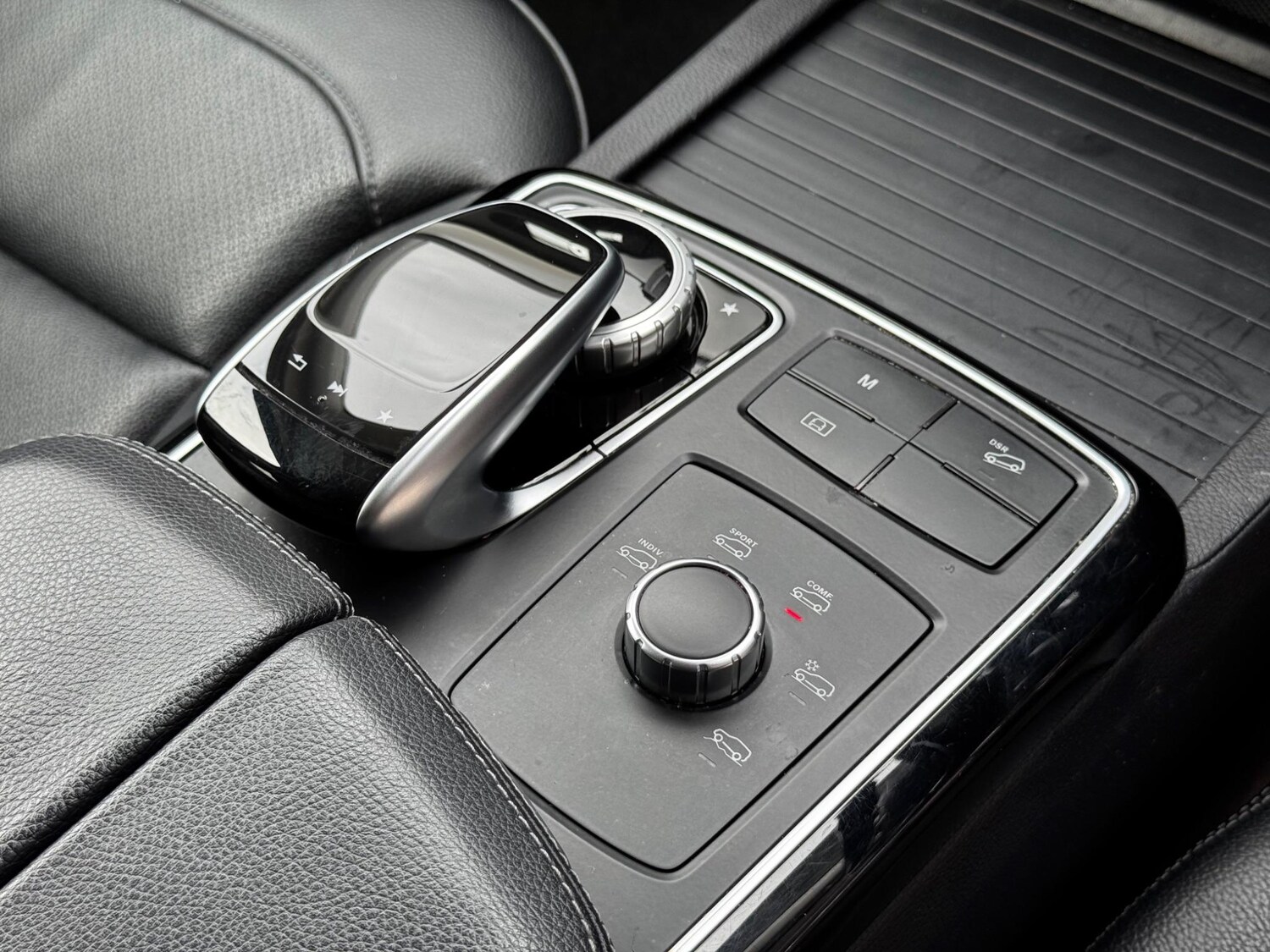 Used Mercedes-Benz GLE 2016 for sale - 76561603: Photo 15