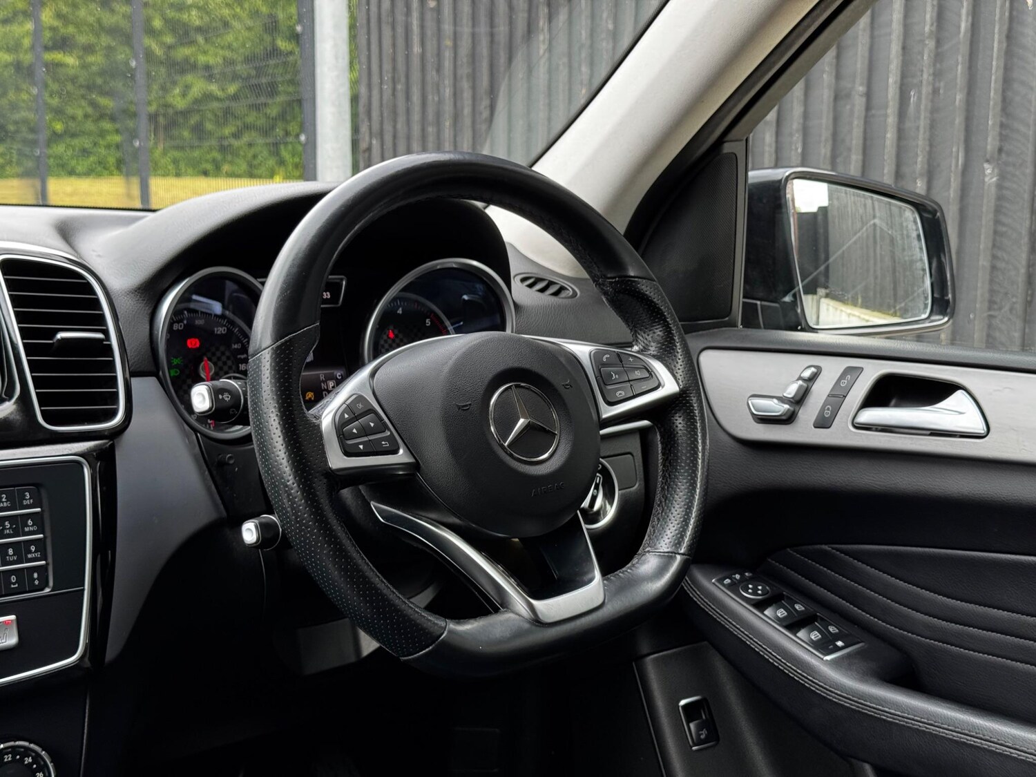 Used Mercedes-Benz GLE 2016 for sale - 76561603: Photo 28