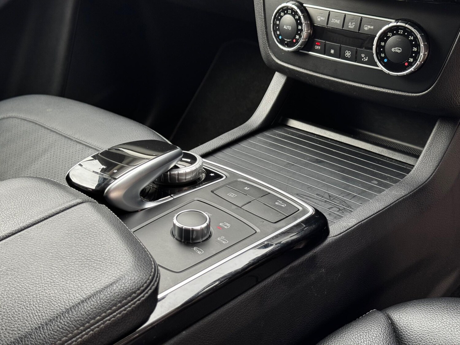 Used Mercedes-Benz GLE 2016 for sale - 76561603: Photo 31