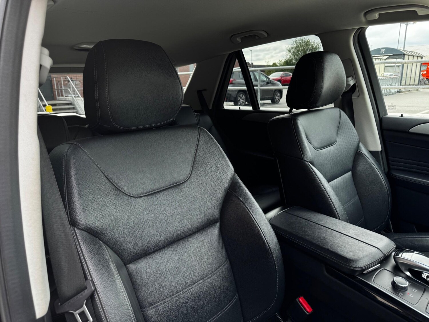 Used Mercedes-Benz GLE 2016 for sale - 76561603: Photo 6