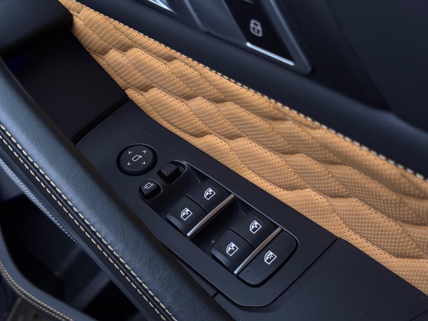 Used BMW x6 M 2023 for sale - 76562486: Photo 21