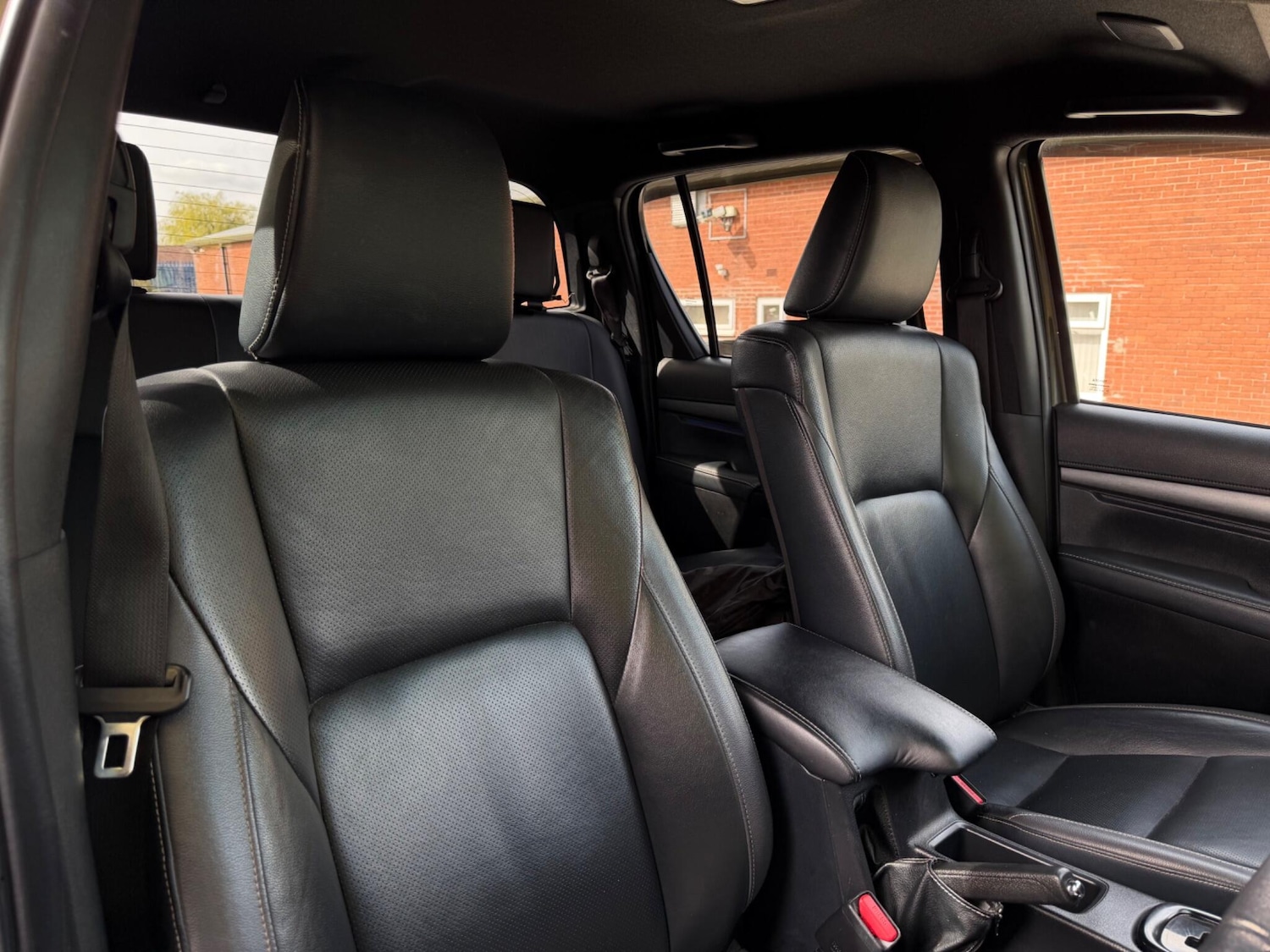 Used Toyota Hilux for sale - 78205460: Photo 13