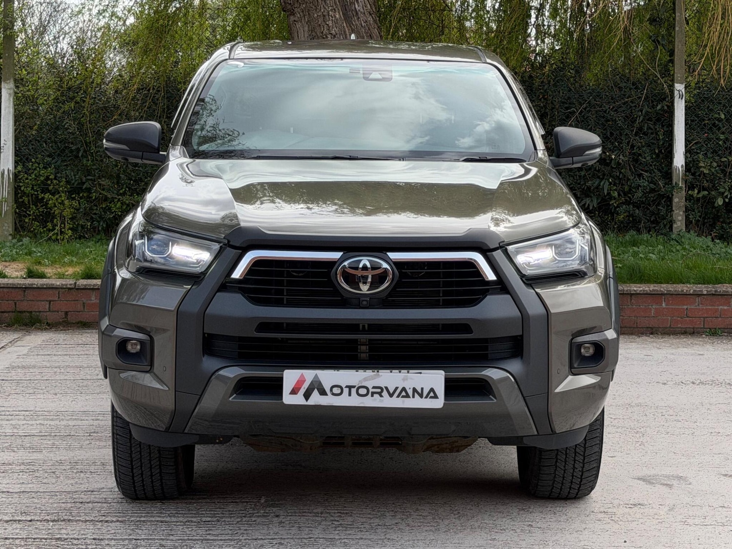 Used Toyota Hilux for sale - 78205460: Photo 2