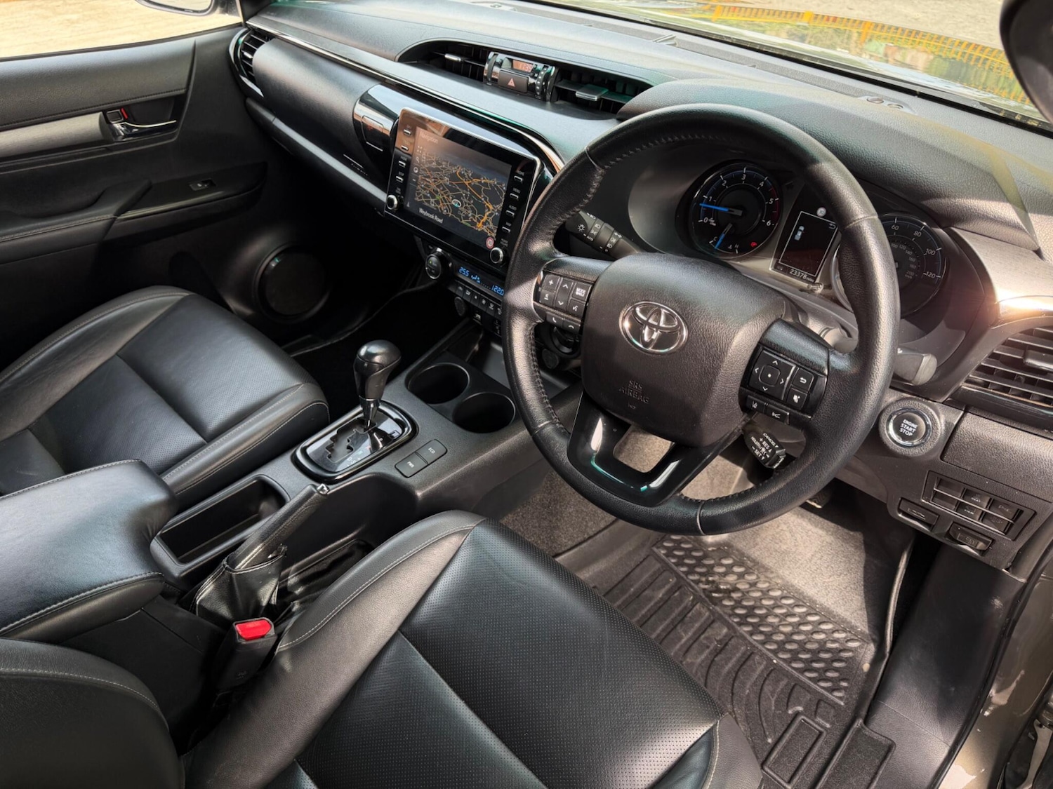 Used Toyota Hilux for sale - 78205460: Photo 28