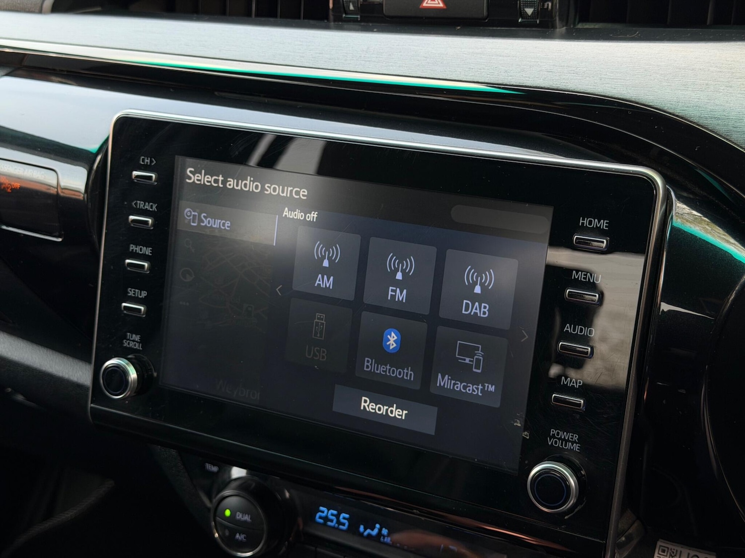 Used Toyota Hilux for sale - 78205460: Photo 31