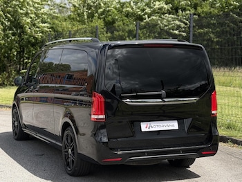 Used Mercedes-Benz V-Class 2020 for sale - 78935402: Photo
