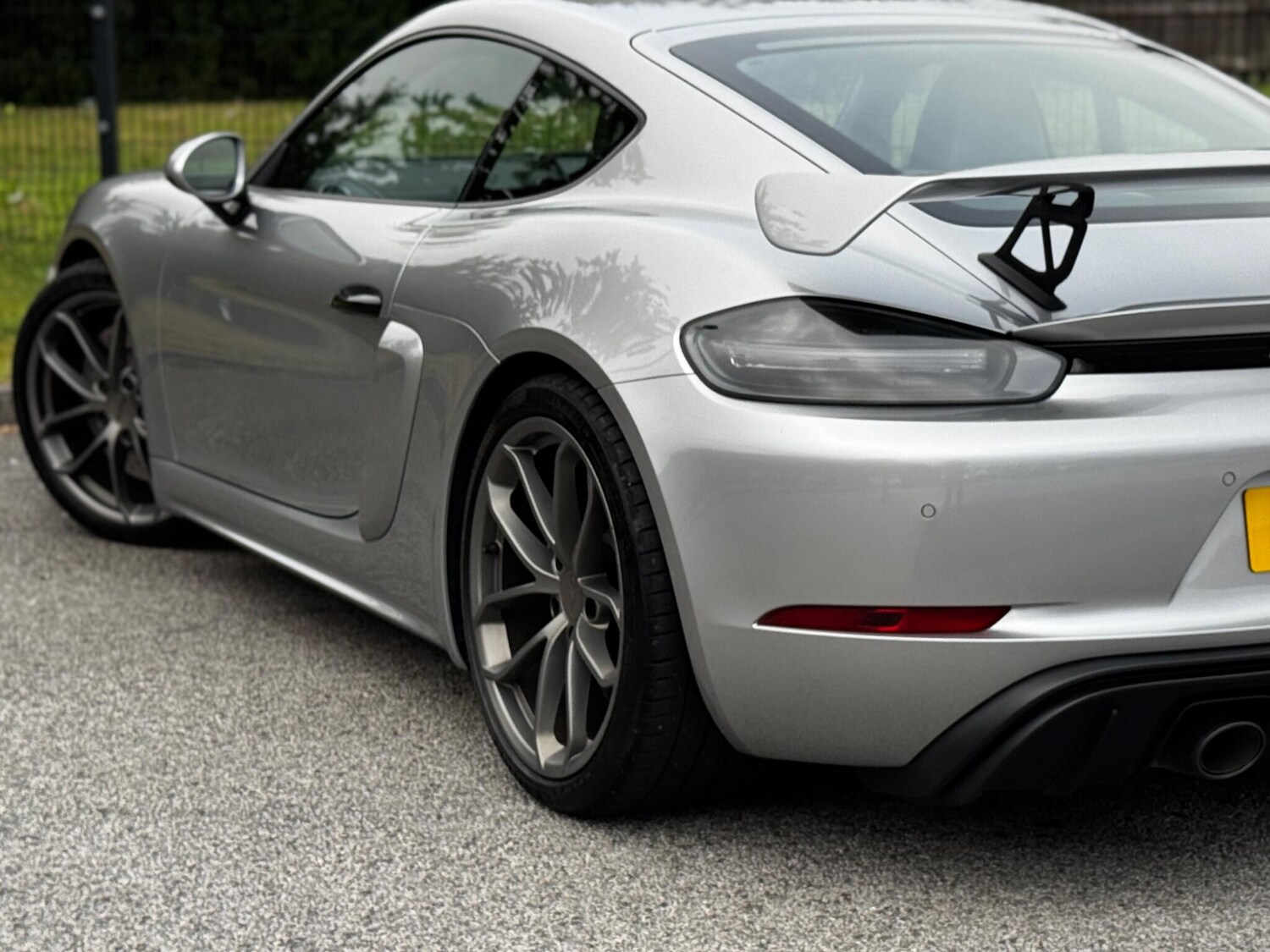 Used Porsche Cayman 2020 for sale - 76562529: Photo 17