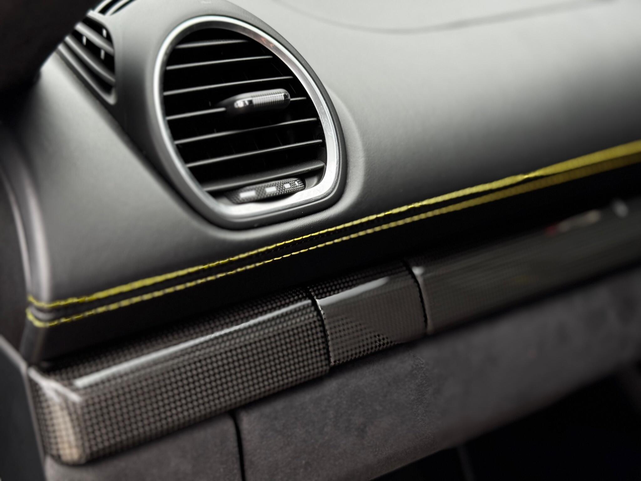 Used Porsche Cayman 2020 for sale - 76562529: Photo 33