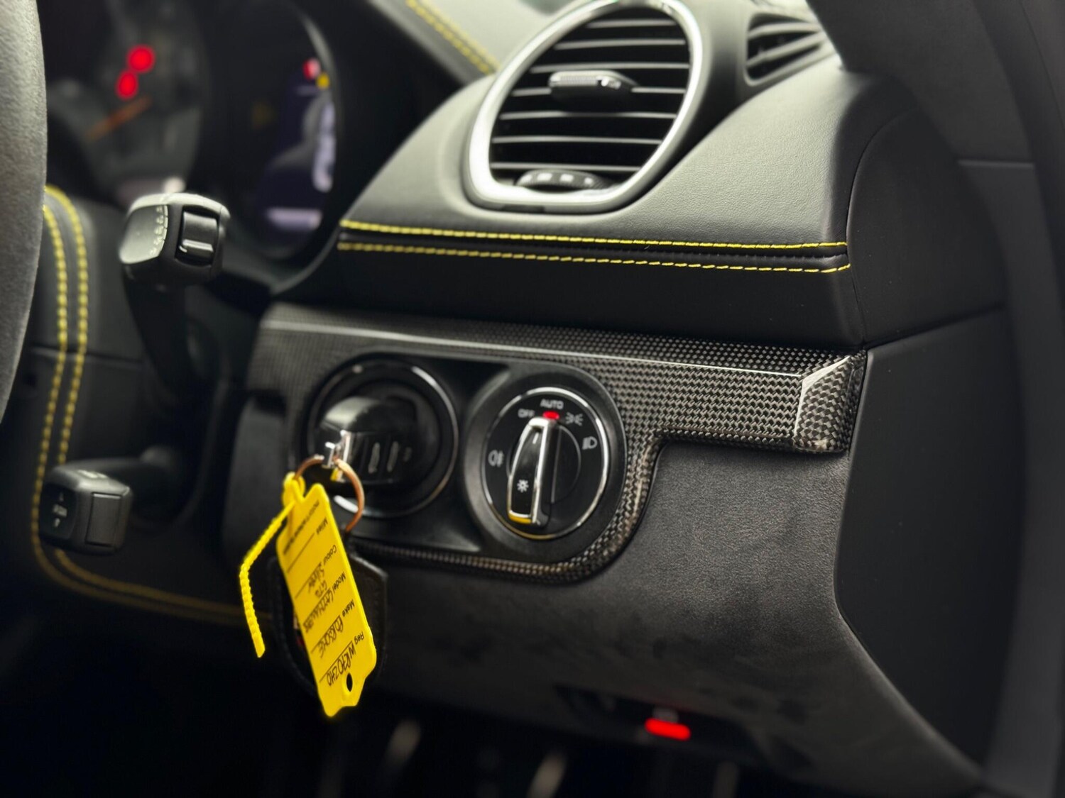 Used Porsche Cayman 2020 for sale - 76562529: Photo 35