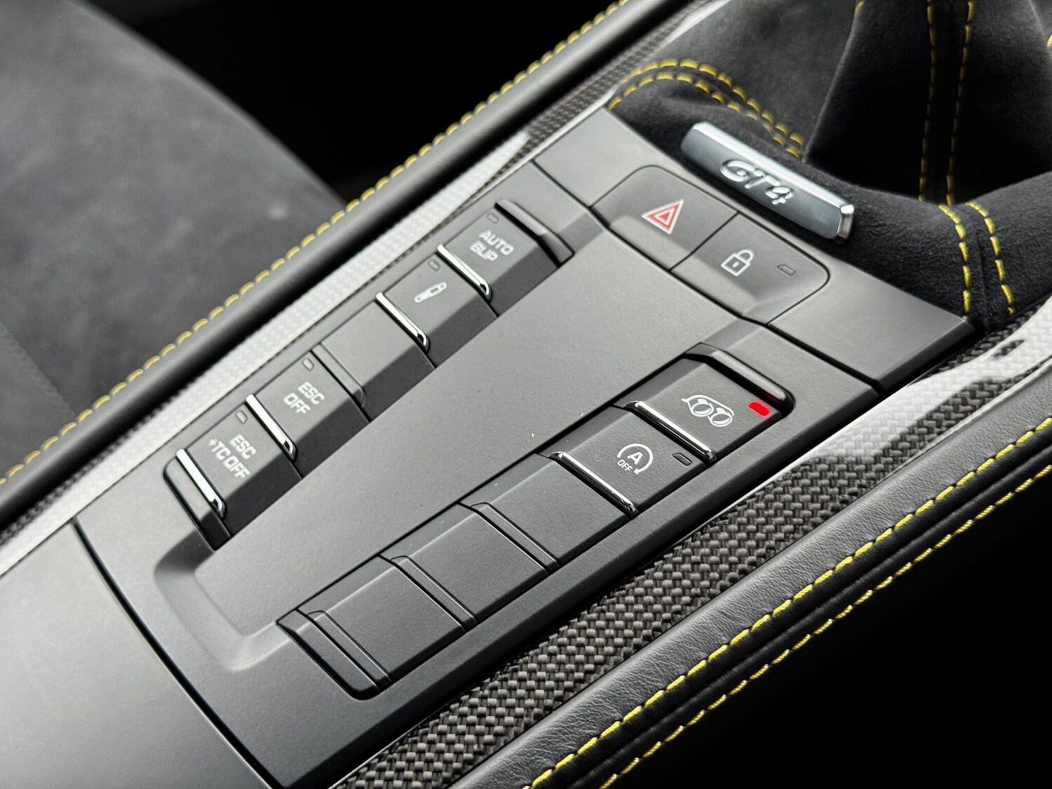 Used Porsche Cayman 2020 for sale - 76562529: Photo 39