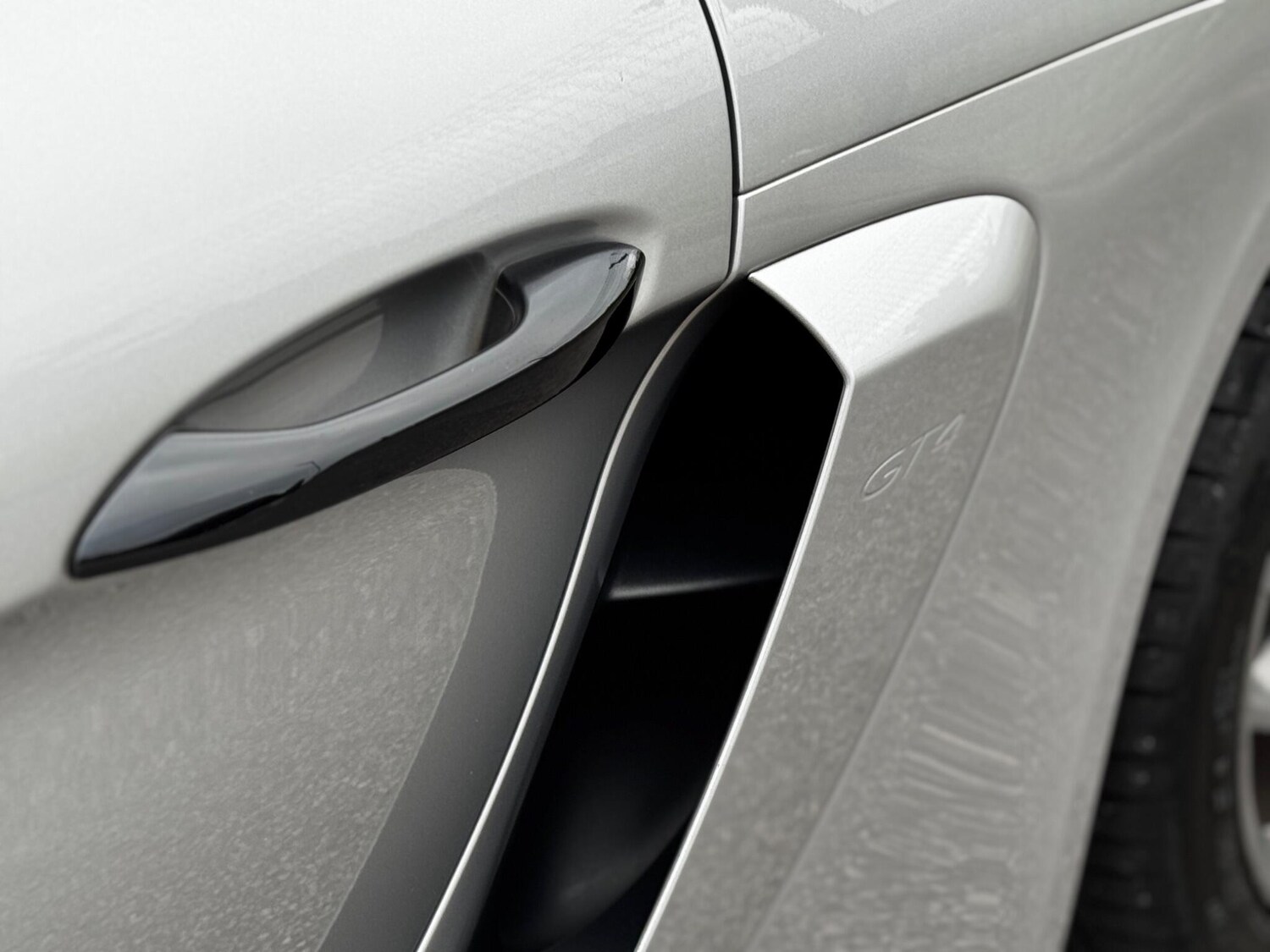 Used Porsche Cayman 2020 for sale - 76562529: Photo 44