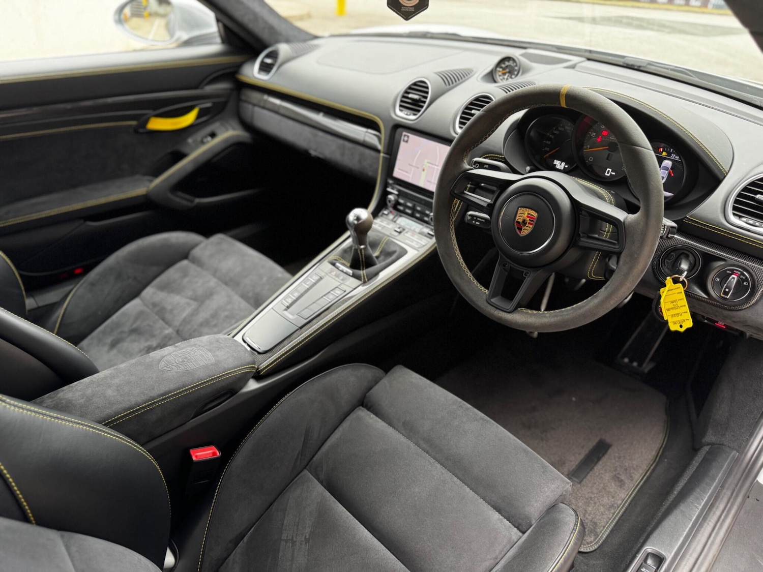 Used Porsche Cayman 2020 for sale - 76562529: Photo 5